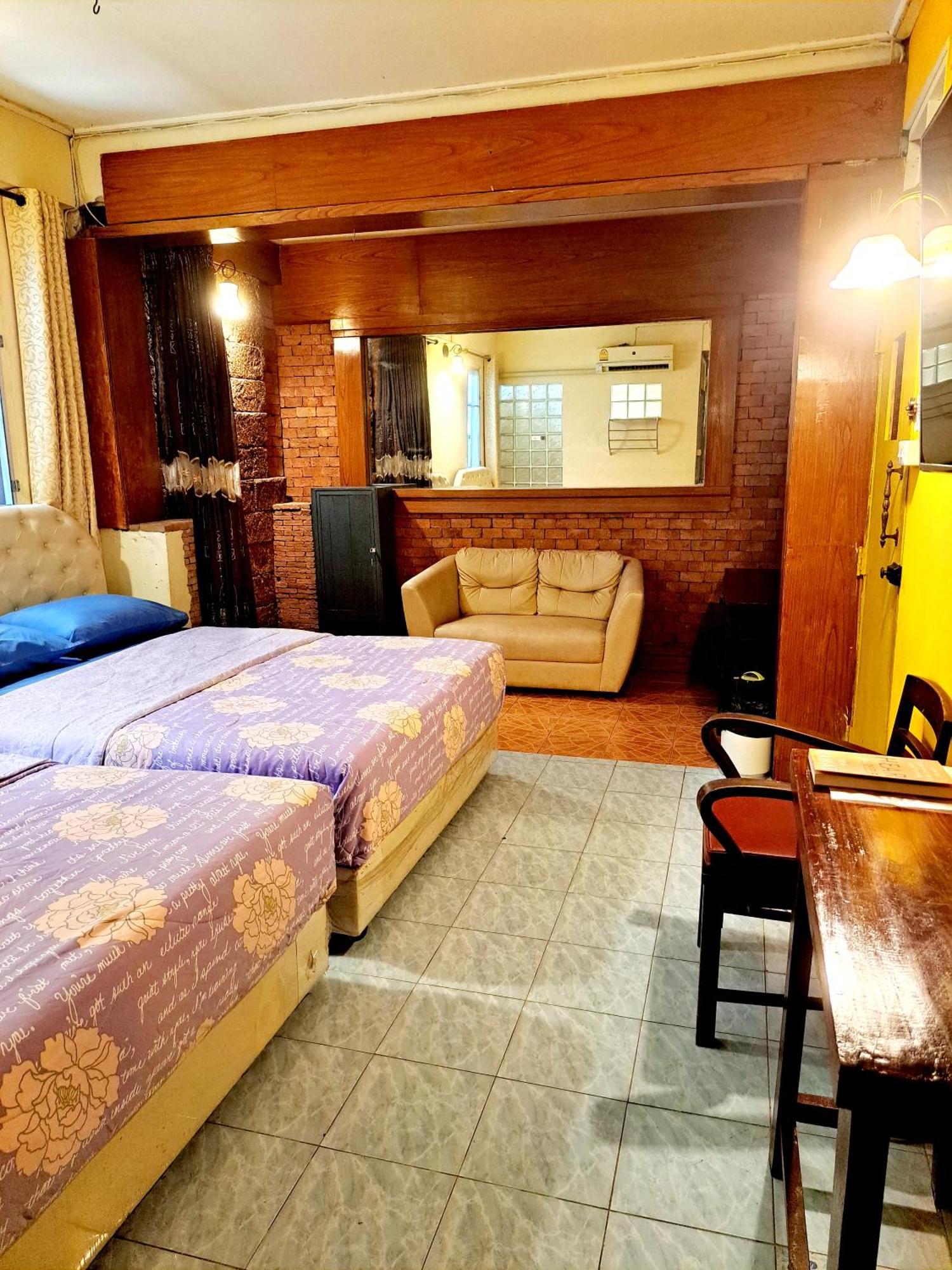 Hotel Café de Baan Raow à Bangkok Extérieur photo