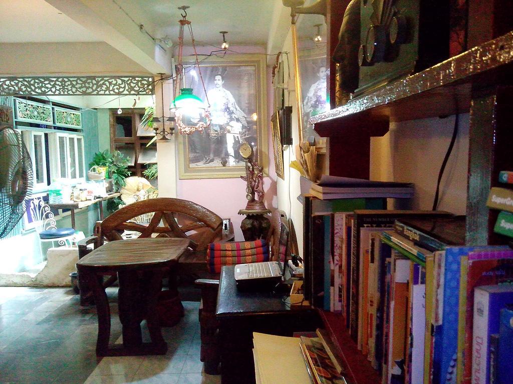 Hotel Café de Baan Raow à Bangkok Extérieur photo