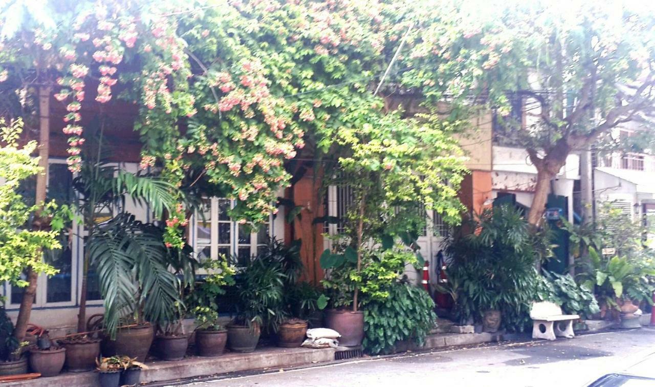 Hotel Café de Baan Raow à Bangkok Extérieur photo